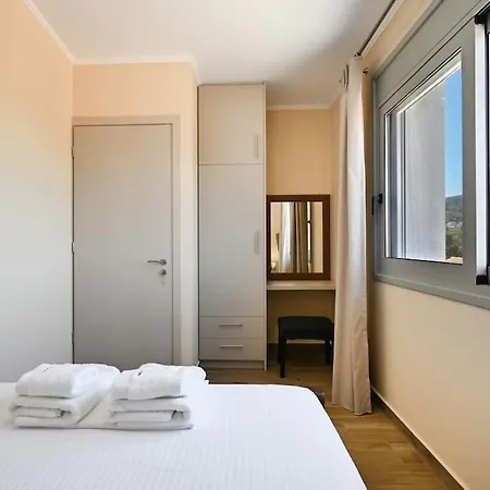 Villa Charming Penelope With Private Pool Walking *