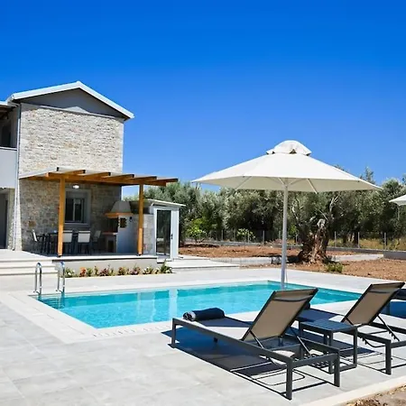 Charming Penelope With Private Pool Walking Villa Lefkada City