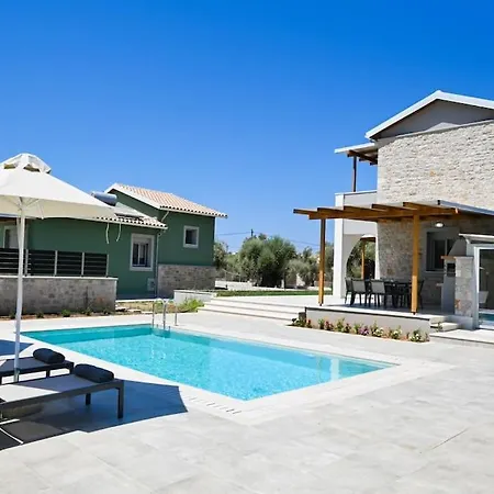 Villa Charming Penelope With Private Pool Walking
