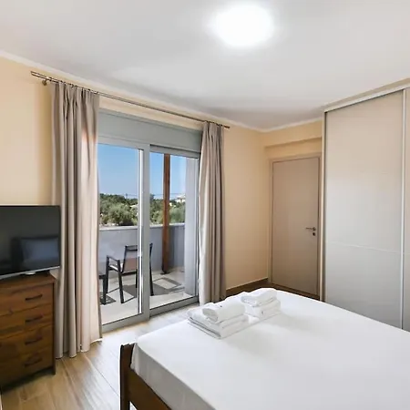 Villa Charming Penelope With Private Pool Walking *