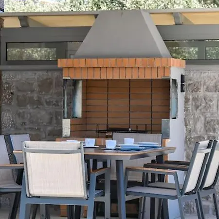 Villa Charming Penelope With Private Pool Walking Lefkada City